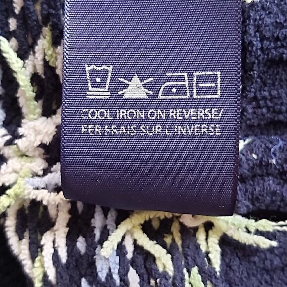 Denver Hays Super Soft Blue V-Neck Sweater - Size Small, 100% Polyester - Picture 6 of 8